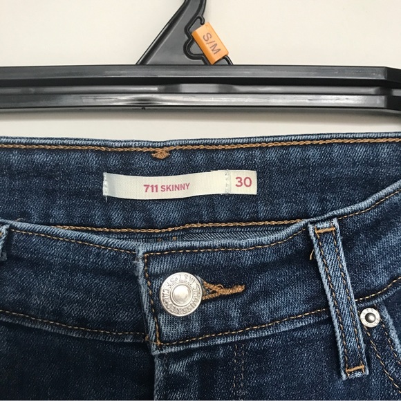 Levi’s 711 Skinny Distressed Medium-Dark Blue Jeans Size 30 - Picture 3 of 6